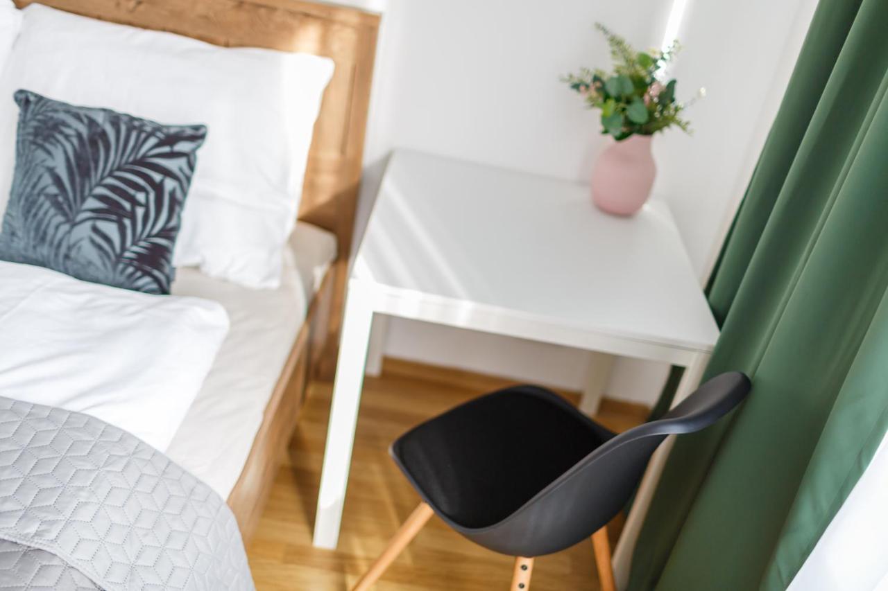 Golden Apartments Rezidence Nova Karolina اوسترافا المظهر الخارجي الصورة