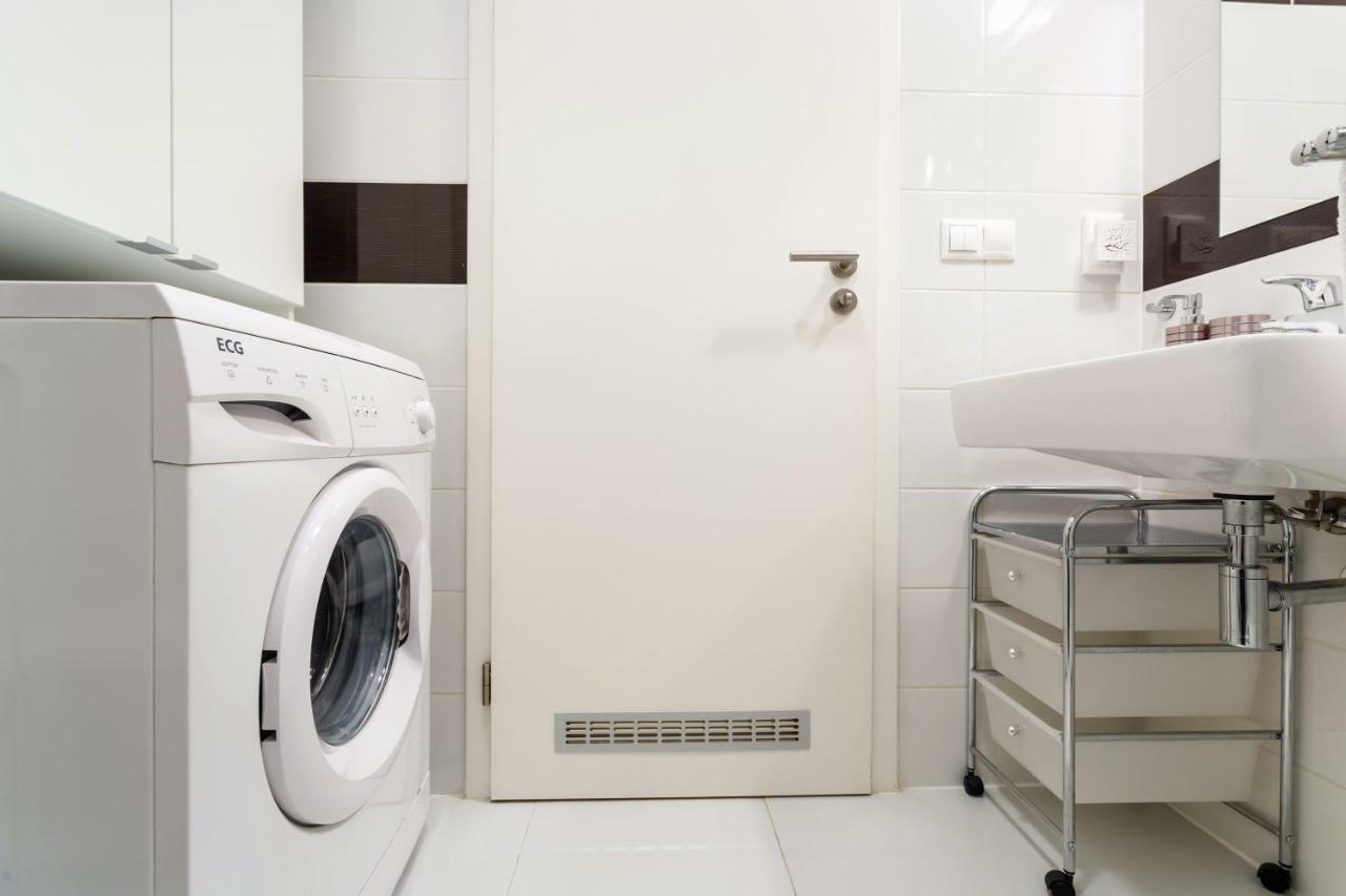 Golden Apartments Rezidence Nova Karolina اوسترافا المظهر الخارجي الصورة
